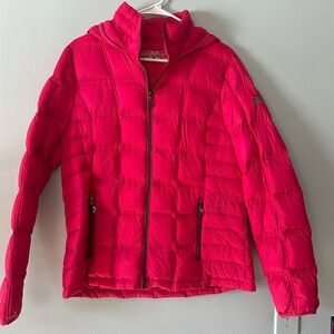 Insulated quilted pink puffer jacket